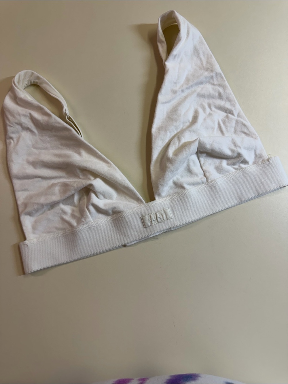 SKIMS White Wireless Triangle Bralette - Logo Band